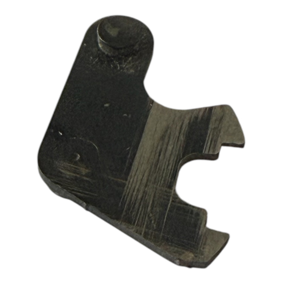 2496585 Locking latch